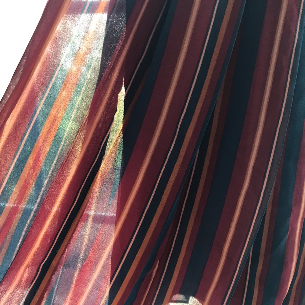 Ann Taylor Vintage Burgundy Stripe Skirt Size 6 - Picture 7 of 8